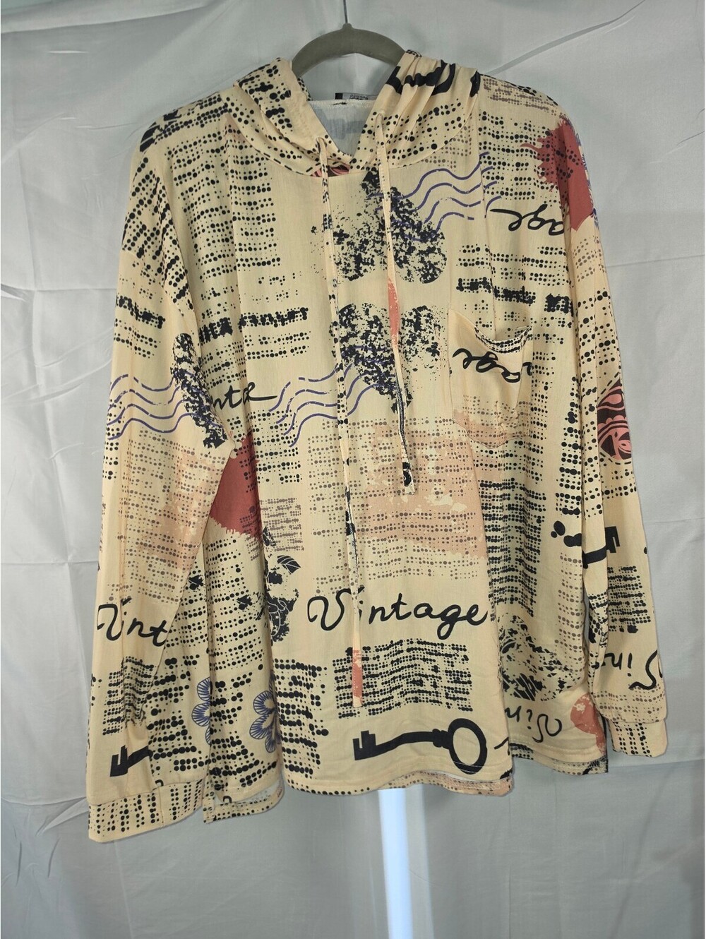 Lily by Firmiana 3XL Cream Vintage Graphic Hoodie Key Print Lightweight Pullover